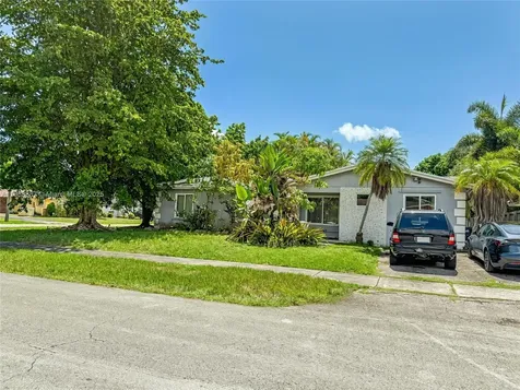 10240 SW 160th Terrace Miami FL 33157