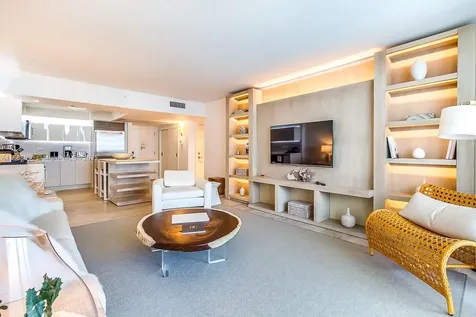 102 24th Street Miami Beach FL 33139