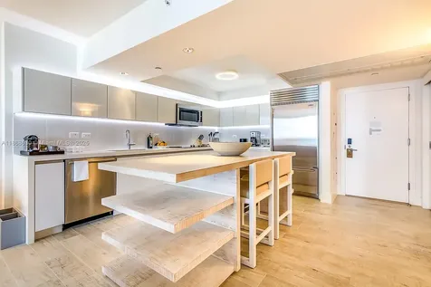 102 24th Street Miami Beach FL 33139