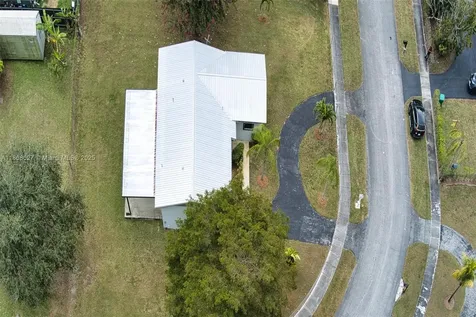 27661 SW 162nd Court Homestead FL 33031
