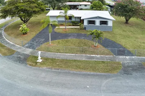 27661 SW 162nd Court Homestead FL 33031