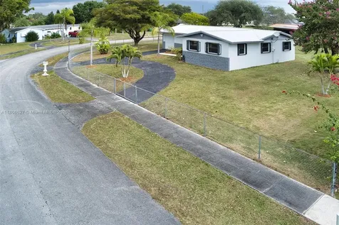 27661 SW 162nd Court Homestead FL 33031