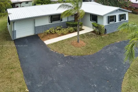 27661 SW 162nd Court Homestead FL 33031