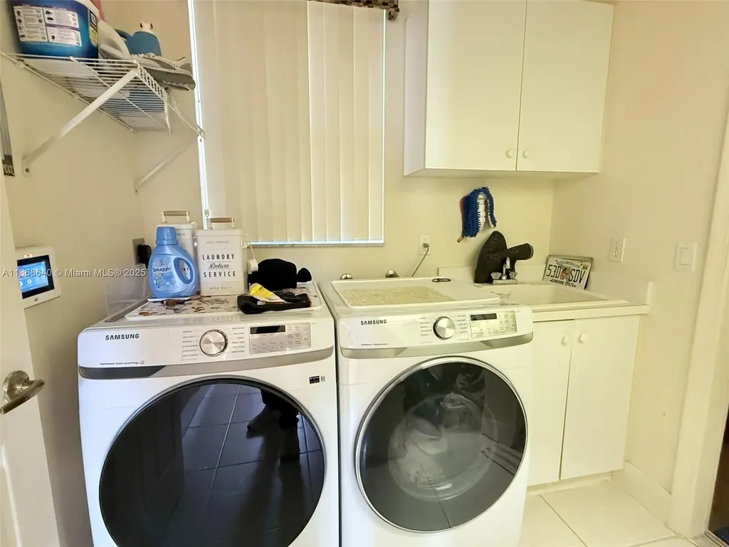 12539 NW 58th Manor Coral Springs FL 33076