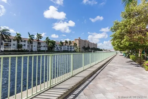 3000 NE 188th Street Aventura FL 33180