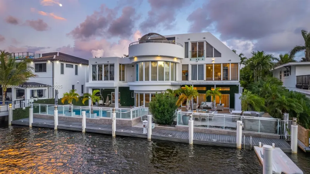 1319 Seminole Drive Fort Lauderdale FL 33304