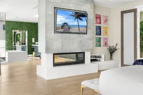1319 Seminole Drive Fort Lauderdale FL 33304