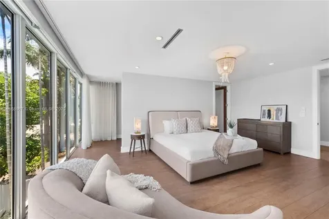 1319 Seminole Drive Fort Lauderdale FL 33304