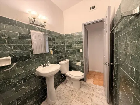 1060 NW 121st Street North Miami FL 33168