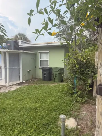 1060 NW 121st Street North Miami FL 33168