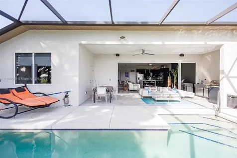 1058 Lake Carrie Drive Lake Placid FL 33852