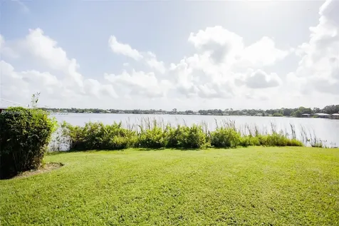 1058 Lake Carrie Drive Lake Placid FL 33852