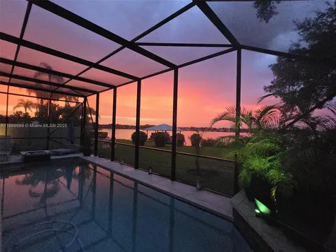 1058 Lake Carrie Drive Lake Placid FL 33852
