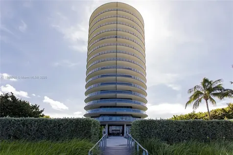8701 Collins Avenue Miami Beach FL 33154