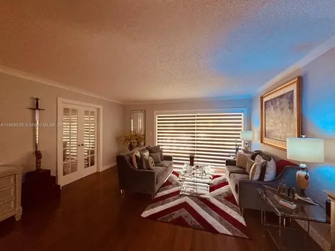 3501 Inverrary Drive Lauderhill FL 33319