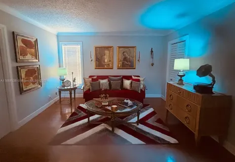 3501 Inverrary Drive Lauderhill FL 33319