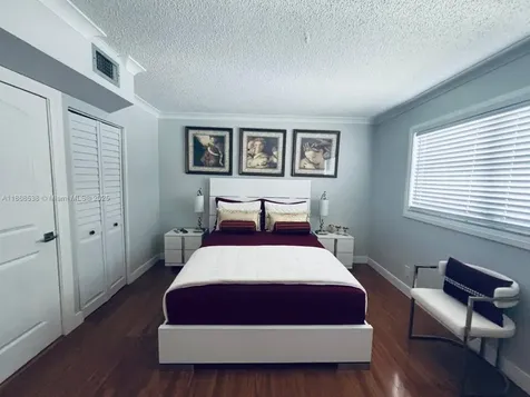 3501 Inverrary Drive Lauderhill FL 33319