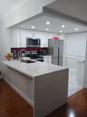 3501 Inverrary Drive Lauderhill FL 33319