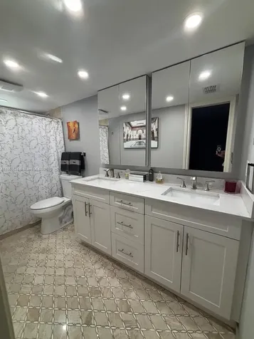 3501 Inverrary Drive Lauderhill FL 33319