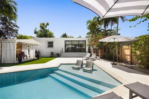 141 SW 23rd Road Miami FL 33129