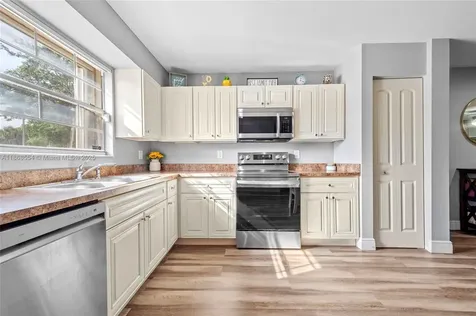 7068 Woodmont Avenue Tamarac FL 33321