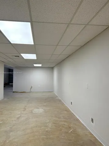 8418 NW 61st Street Miami FL 33166