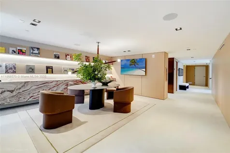 9901 W Bay Harbor Drive Bal Harbour FL 33154