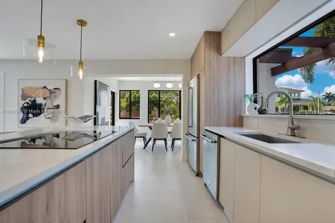 1004 Guava Isle Fort Lauderdale FL 33315