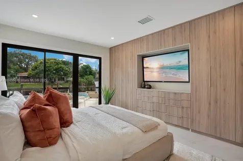 1004 Guava Isle Fort Lauderdale FL 33315