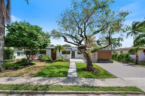 1004 Guava Isle Fort Lauderdale FL 33315