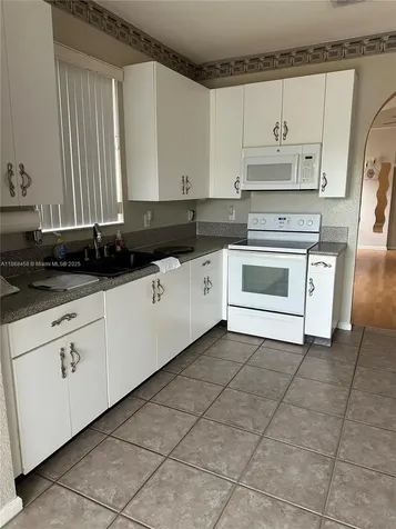 2308 NE 37th Terrace Homestead FL 33033