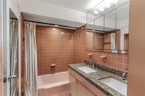 12535 SW 60th Court Pinecrest FL 33156