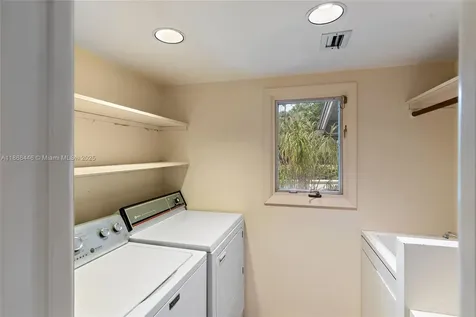 12535 SW 60th Court Pinecrest FL 33156