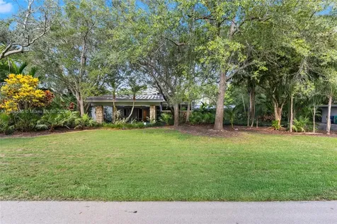 12535 SW 60th Court Pinecrest FL 33156