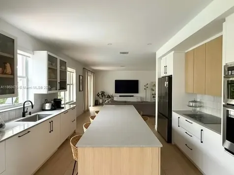 767 Tulip Circle Weston FL 33327