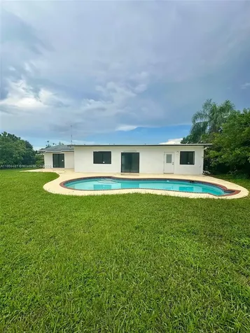 11283 SW 112th Terrace Miami FL 33176