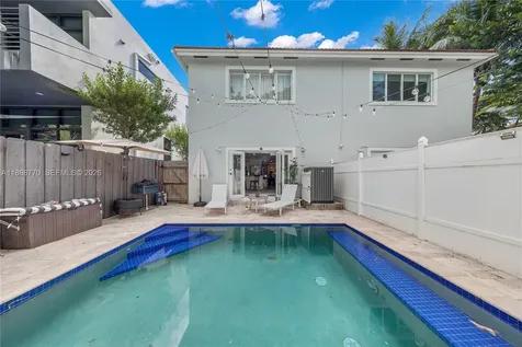 3160 New York Street Miami FL 33133