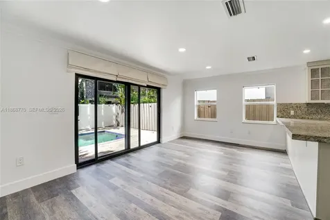 3160 New York Street Miami FL 33133