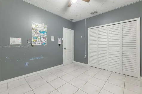 910 NW 133rd Avenue Miami FL 33182
