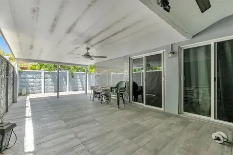 910 NW 133rd Avenue Miami FL 33182