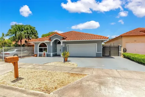 910 NW 133rd Avenue Miami FL 33182