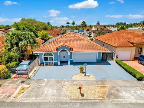 910 NW 133rd Avenue Miami FL 33182