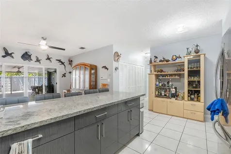 910 NW 133rd Avenue Miami FL 33182