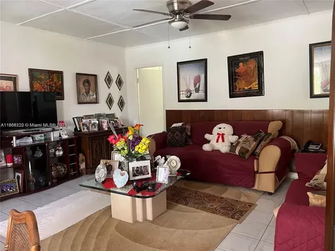 1527 NW 101st Street Miami FL 33147
