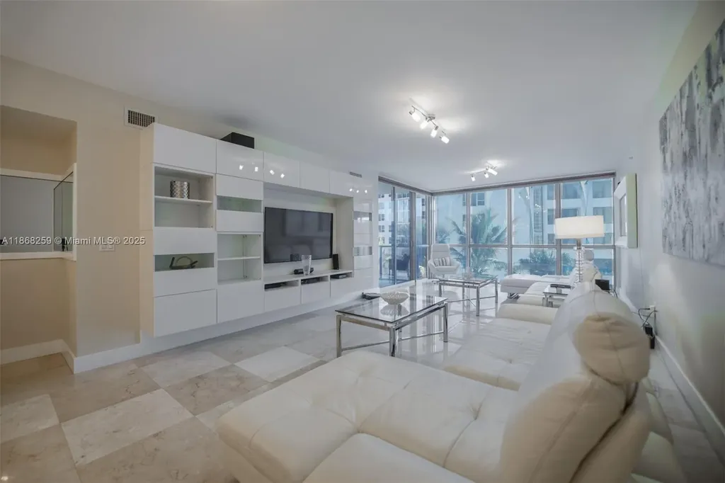 3101 S Ocean Drive Hollywood FL 33019