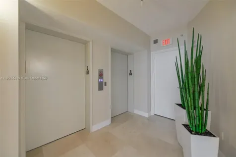 3101 S Ocean Drive Hollywood FL 33019