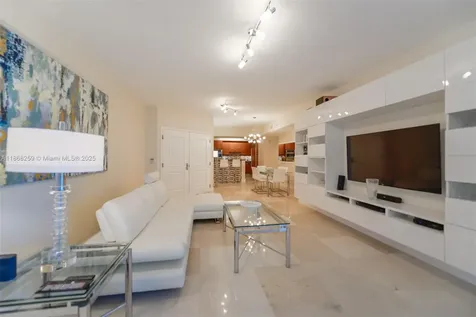 3101 S Ocean Drive Hollywood FL 33019