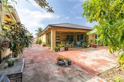 14309 SW 52nd Street Miami FL 33175