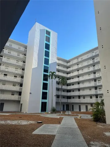 15600 NW 7th Avenue Miami FL 33169