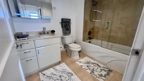 6365 Collins Ave(avail 04/05/2026) Miami Beach FL 33141